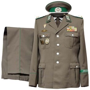 DDR Uniforms & Headgear