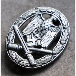 German WW2 General assault badge 'Hermann Wernstein'