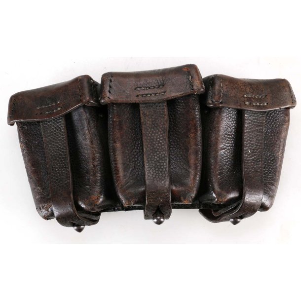 German WW2 K98 Ammo pouch 'CXB 1940'