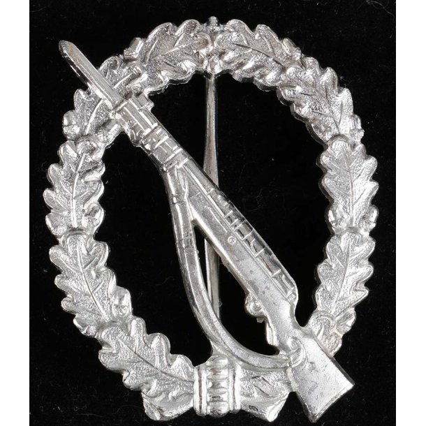 Infantry assault badge in Silver 1957 'Steinhauer&amp; Lck' 'Early'
