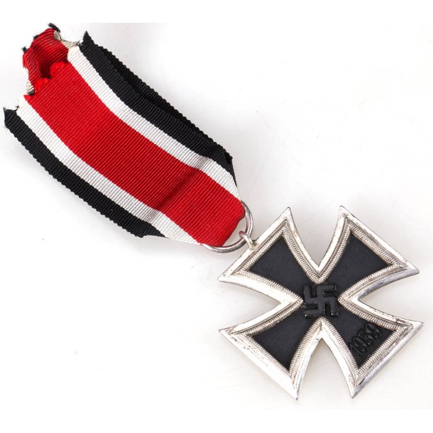 Iron Cross Second Class 1939 'L/11'