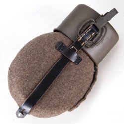 German WW2 M42 canteen marked ESB 43