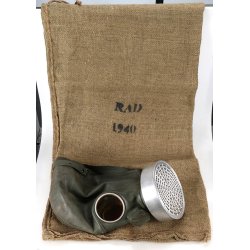 German WW2 RAD gas mask with bag