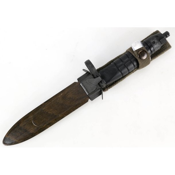 Swedish armed forces -first pattern M/1965 AK4 bayonet 'Eickhorn'