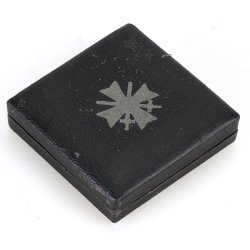 German WW2 War merit cross 1 cl 1939 with swords '1' cased