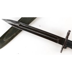US WWII M1 Bayonet with M7 fiberglass scabbard 1943-1944