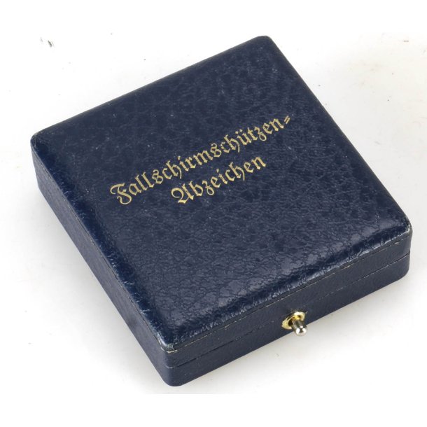 German WW2 Paratrooper's badge case