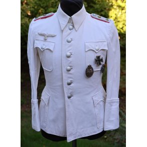 German WW2 Panzer Hauptmann summer service uniform