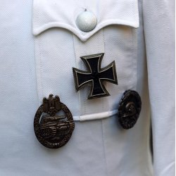 German WW2 Panzer Hauptmann summer service uniform