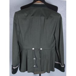 German WW2 Army (Heer) medical �Sanit�ter� Waffenrock for Oberfeldwebel