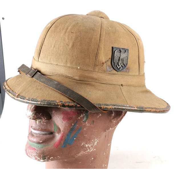 German WW2 Army Afrika Korps 1st pattern Tropical pith helmet