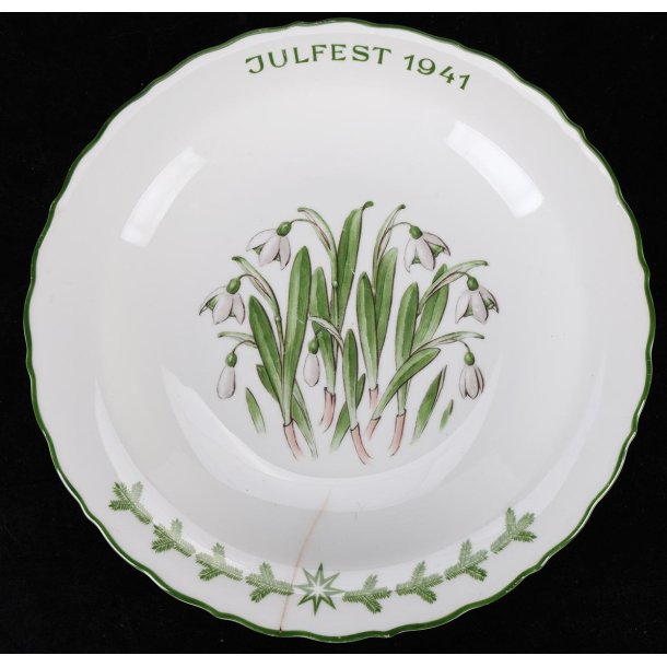 German WW2 SS Julgabe der Chef des SS-Wirtschaftsverwaltungshauptamtes � Julfest 1941 Allach Julteller