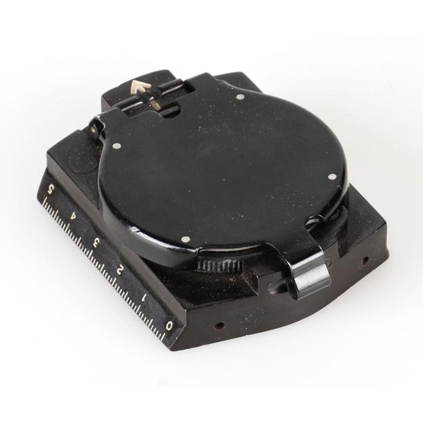 German WW2 Wehrmacht marching compass 'MK'