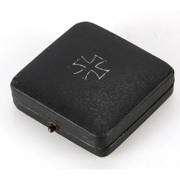 German WW2 Iron Cross first class 1939 '20' - Cased