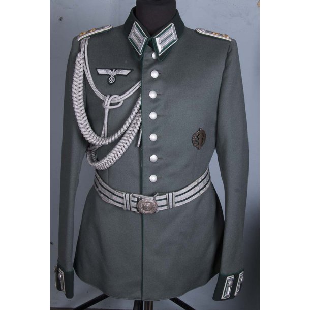 Army Administrative Official Leutnant's dress tunic German WW12