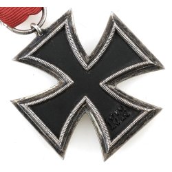 German WW2 Iron Cross second class 1939 ''Round 3'