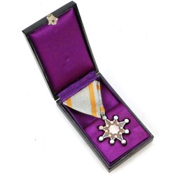 Japan WW2  Order of the Sacred Treasure 8th class