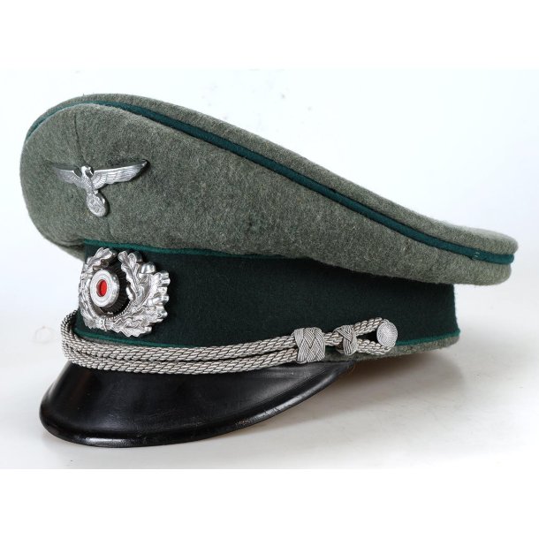 German WW2 Army Officer's visor cap - Green piping 'Extra klasse'