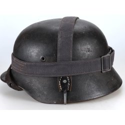 German WW2 Luftwaffe Single Decal M40 Helmet with bread strap 'EF64'