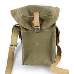 British WW2 Army Lightweight Respirator/ Gas mask