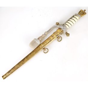German WW2 Kriegsmarine Officers dagger with portepee and hammered scabbard
