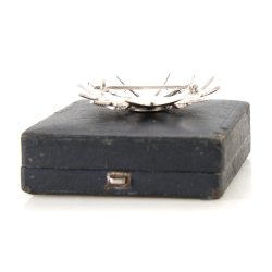 German WW2 Spanish Cross in silver with swords - cased + Legion Condor ring