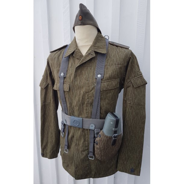 DDR, NVA/Grenztruppen Strichtarn Field Uniform - DDR Uniforms ...