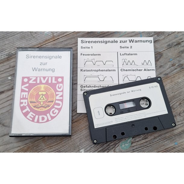 DDR, Zivilverteidigung cassette tape - Sirenensignale zur Warnung
