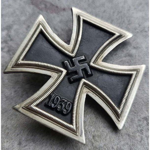 German WW2 Iron Cross first class 1939 - 'L/13'