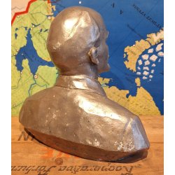 Soviet table bust - Lenin (#1)