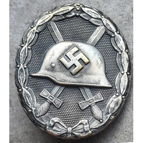 German WW2 Wound badge in silver 1939 � 'L/17' Hermann Werstein, Jena