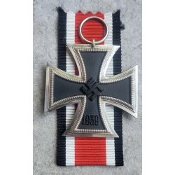 German WW2 Iron cross second class 1939 '4'