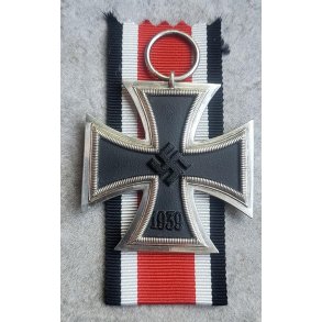 German WW2 Iron cross second class 1939 '4'