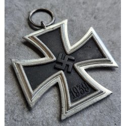 German WW2 Iron Cross Second Class 1939 'L/11'