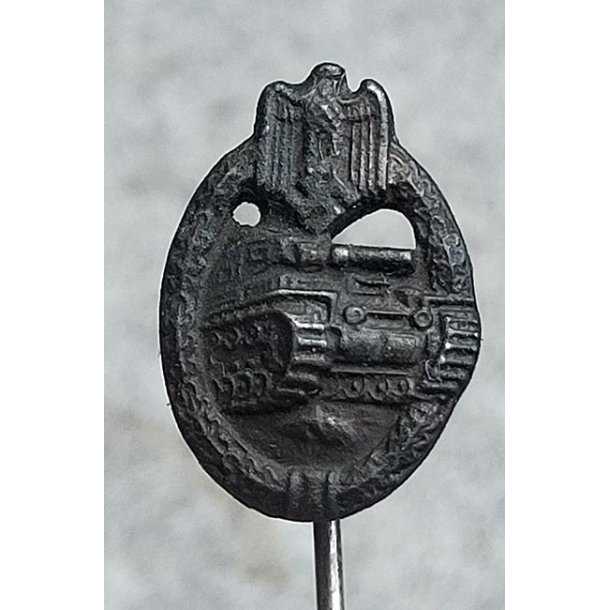 German WW2 Panzer assault badge in bronze miniature 16 mm