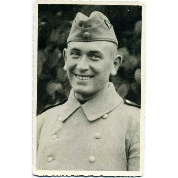 SS-VT Soldier Portrait Photo