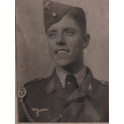 Luftwaffe soldier portrait - Framed