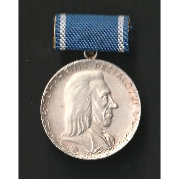 DDR, Pestalozzi-Medaille - Silver