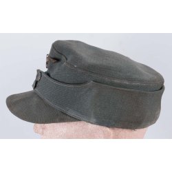 German WW2 Army/Heer EM's M43 combat cap with metal eagle and named