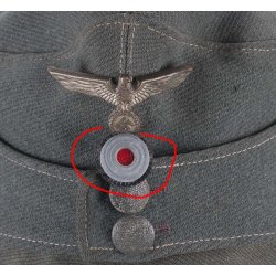 German WW2 Army/Heer EM's M43 combat cap with metal eagle and named