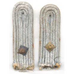 Army Infantry Oberleutnants shoulder boards