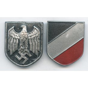 German WW2 Army Tropical pith helmet insignia set