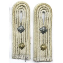 German WW2 Army Infantry Hauptmann�s shoulder boards