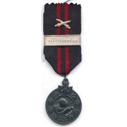 Finnish WW2 Winter war medal with Swords 'KENTTAARMEIJA'
