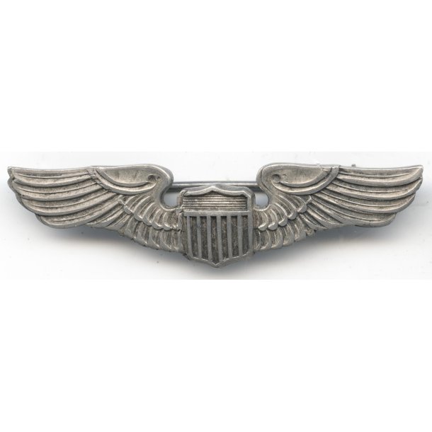  US WW2 Air Force Pilot wings badge