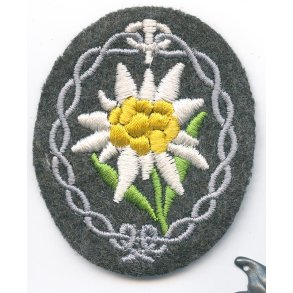 German WW2 Gebirgsj�ger Edelweiss armpatch
