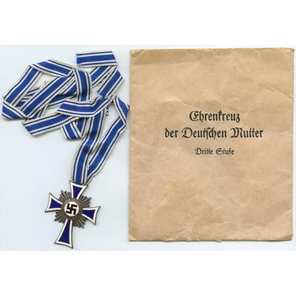 German WW2 Mother's Cross in Bronze with bag of issue 'Grossmann &amp; Co'