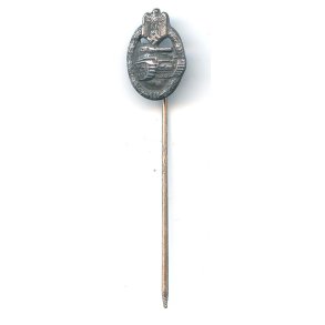 German WW2 Panzer assault badge in silver miniature 