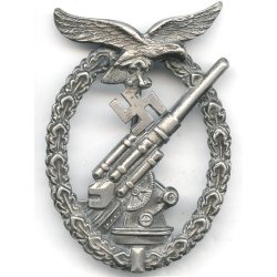 German WW2 Luftwaffe Flak Artillery badge 'Juncker'
