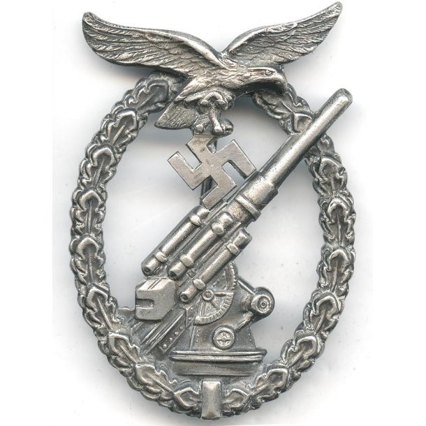 German WW2 Luftwaffe Flak Artillery badge 'Juncker'